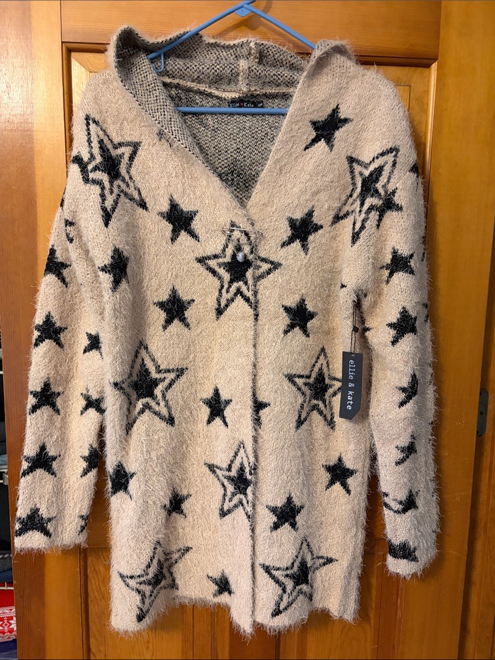 elle & kate Star Print Hooded Cardigan in Beige and Black
